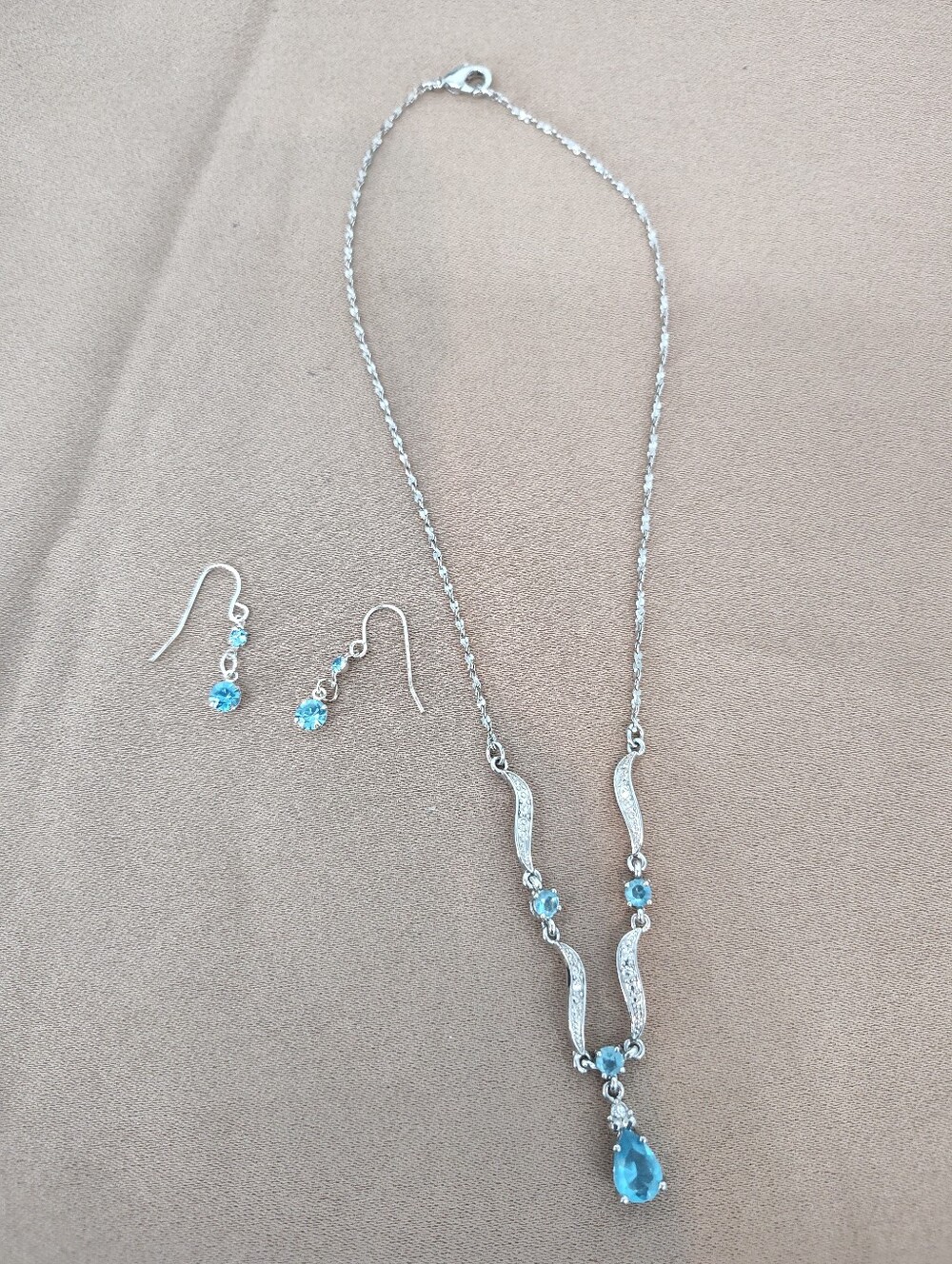 Avon Silver-Tone Necklace and Earrings with Bright Blue Stones - Picture 5 of 5
